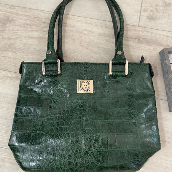 Anne Klein Shoulder Bag - Picture 2 of 8